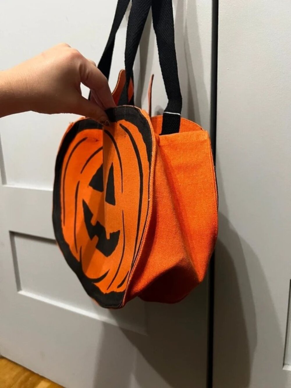 Viral Pumpkin Mini Tote - Picture 2 of 3